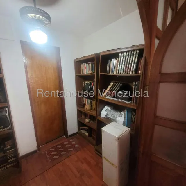 Apartamento (1 Nivel) en Venta en El Marques, Distrito Metropolitano - 26