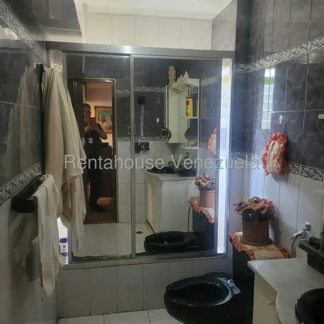 Apartamento (1 Nivel) en Venta en El Marques, Distrito Metropolitano - 33
