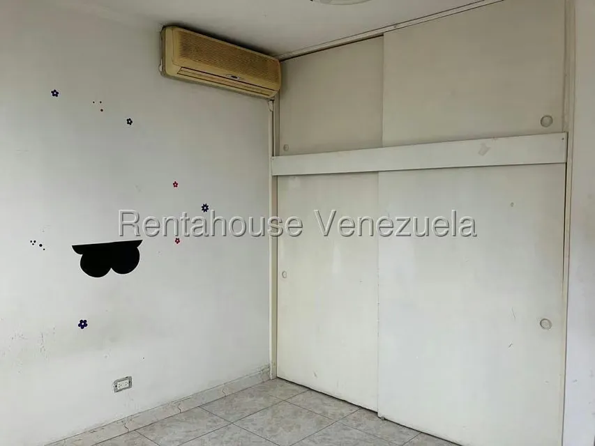 Apartamento (1 Nivel) en Venta en Bello Monte, Distrito Metropolitano - 18
