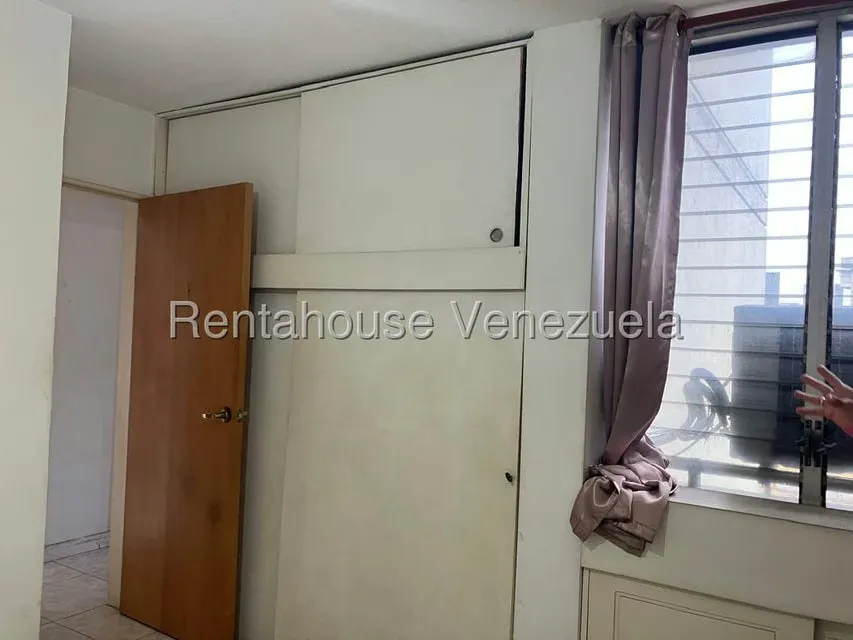 Apartamento (1 Nivel) en Venta en Bello Monte, Distrito Metropolitano - 21