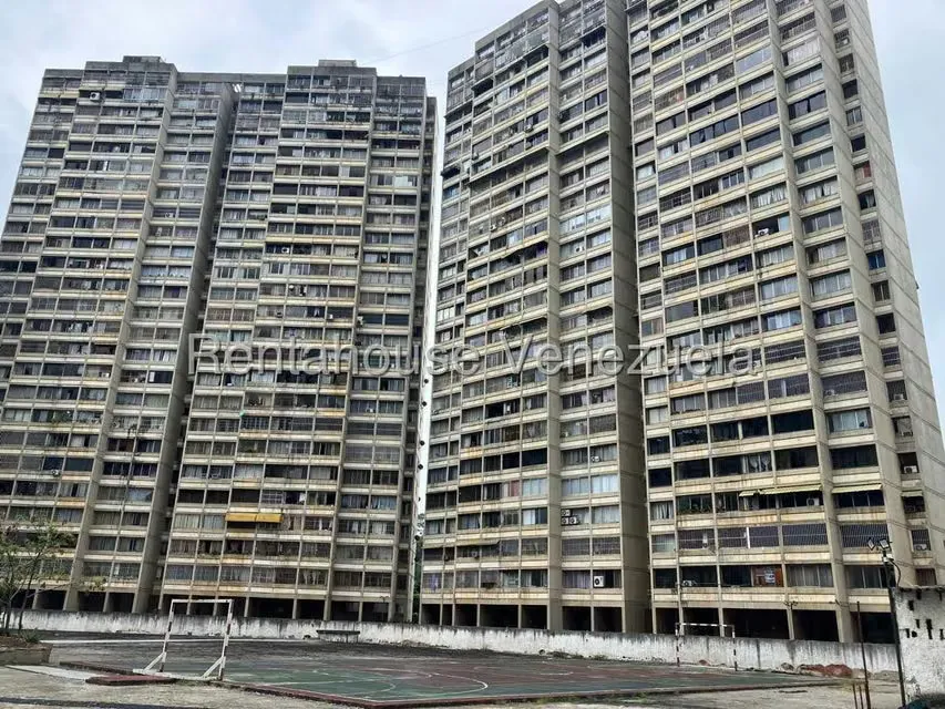 Apartamento (1 Nivel) en Venta en Bello Monte, Distrito Metropolitano - 27