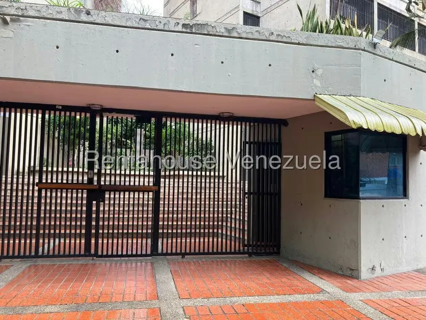 Apartamento (1 Nivel) en Venta en Bello Monte, Distrito Metropolitano - 4