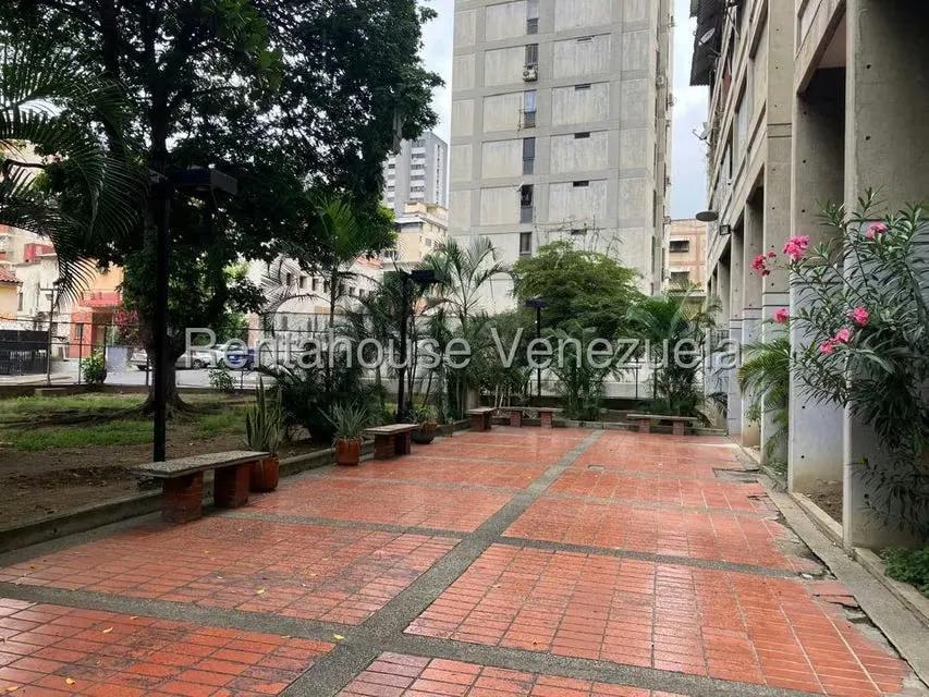 Apartamento (1 Nivel) en Venta en Bello Monte, Distrito Metropolitano - 9