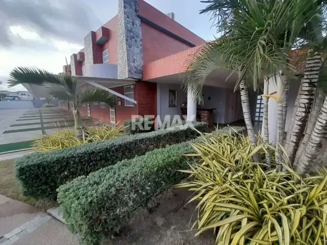 EN VENTA TONWHOUSE LISTO PARA DISFRUTAR EN EL EXCLUSIVO CONJUNTO BUCANERO GOLD I EN CIUDAD FLAMINGO