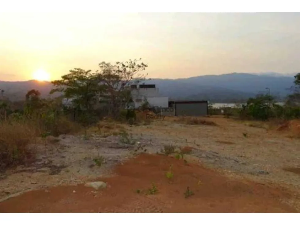 En Venta 3 parcelas en Terrazas del Country Guataparo - 3