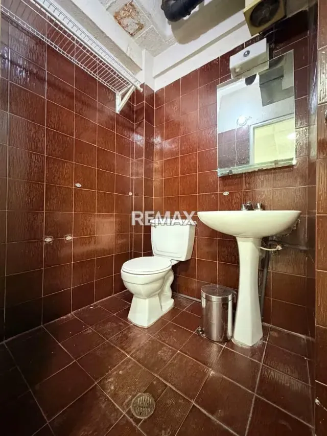 Local Comercial CC Camoruco -Planta Baja ALQUILER - 2