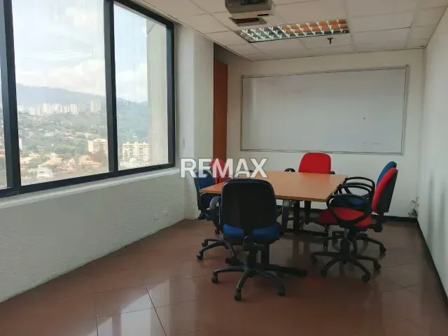 Hermosa y Amplia Oficina de 54M en Venta en Torre Humboldt - 12