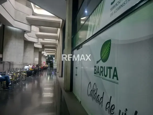 Hermosa y Amplia Oficina de 54M en Venta en Torre Humboldt - 3