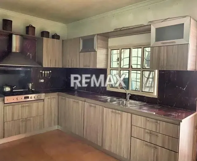 Casa Comercial en Urbanización Las Lomas. En Venta