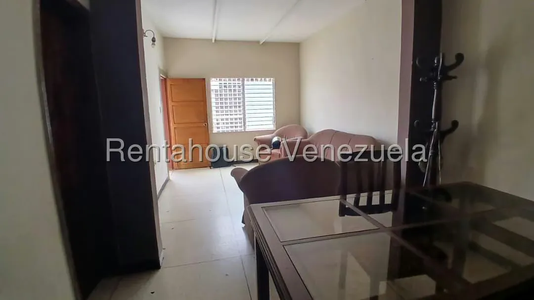 Casa (Duplex) en Venta en Zona Oeste, Lara - 5