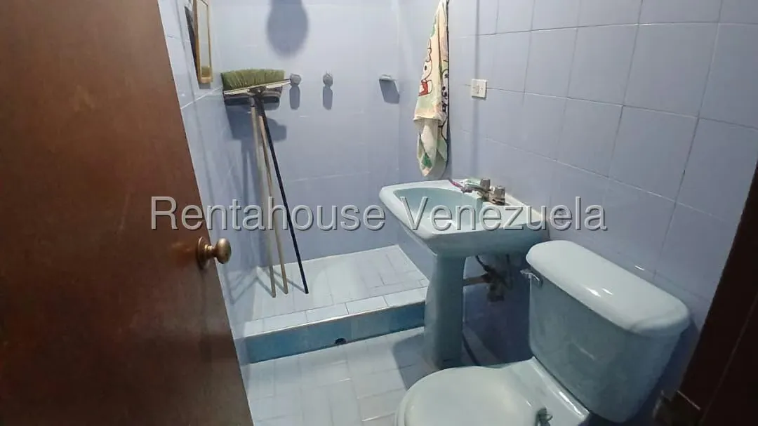 Casa (Duplex) en Venta en Zona Oeste, Lara - 9