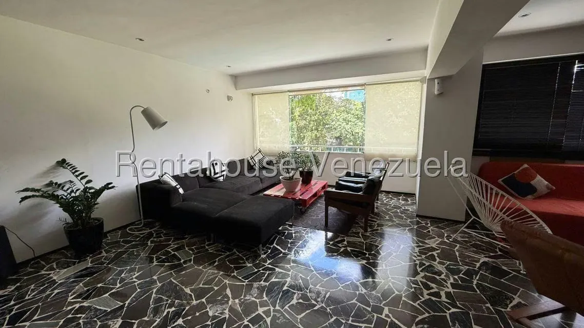 Apartamento (1 Nivel) en Venta en Campo Alegre, Distrito Metropolitano - 12