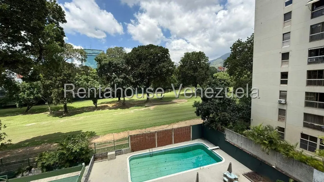 Apartamento (1 Nivel) en Venta en Campo Alegre, Distrito Metropolitano - 21