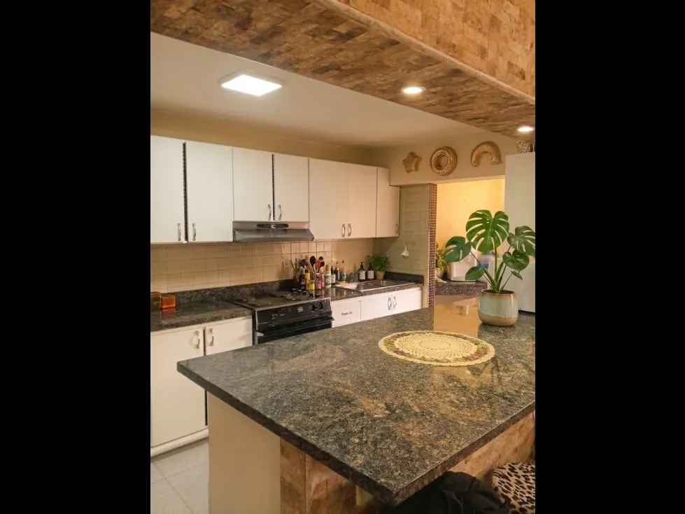 Venta de Apartamento Av. Fuerzas Armadas 158277MM 93M2/3H/1B/1PE - 4