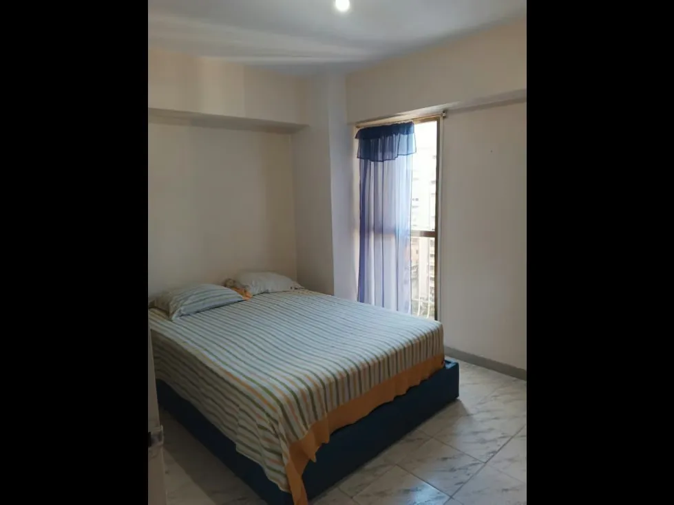 Venta de Apartamento Av. Fuerzas Armadas 158277MM 93M2/3H/1B/1PE - 7
