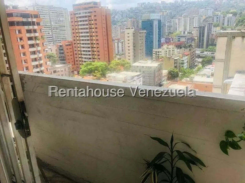 Oficina en Venta en Sabana Grande, Distrito Metropolitano - 55