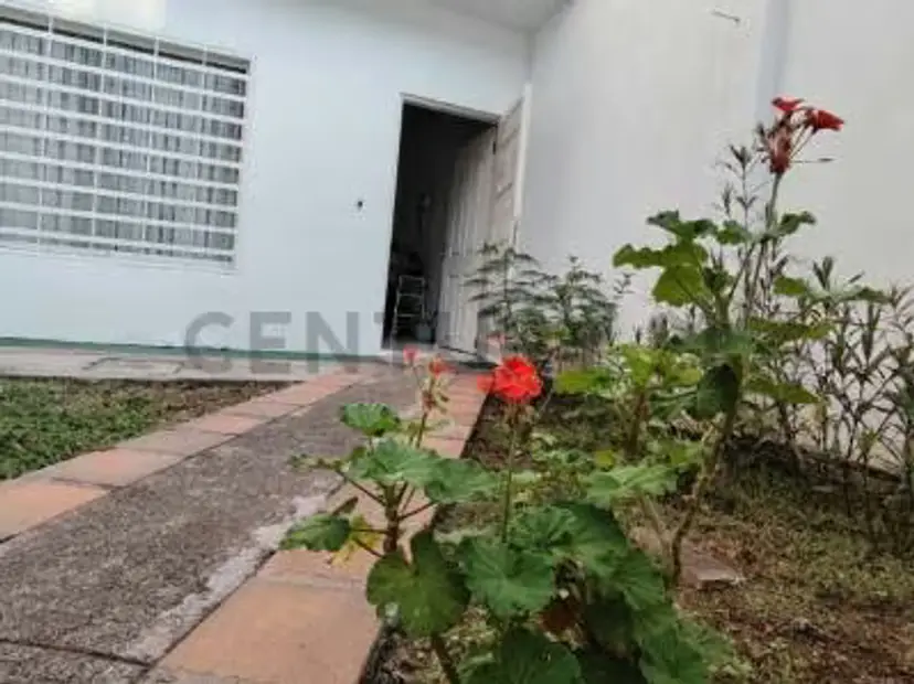 CASA EN VENTA EN TARIBA