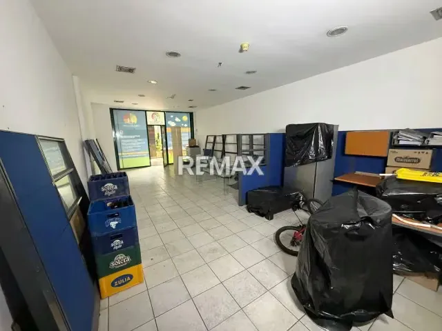 Alquiler de local Centro Comercial 70,36 en Terrazas de la Lagunita - 5