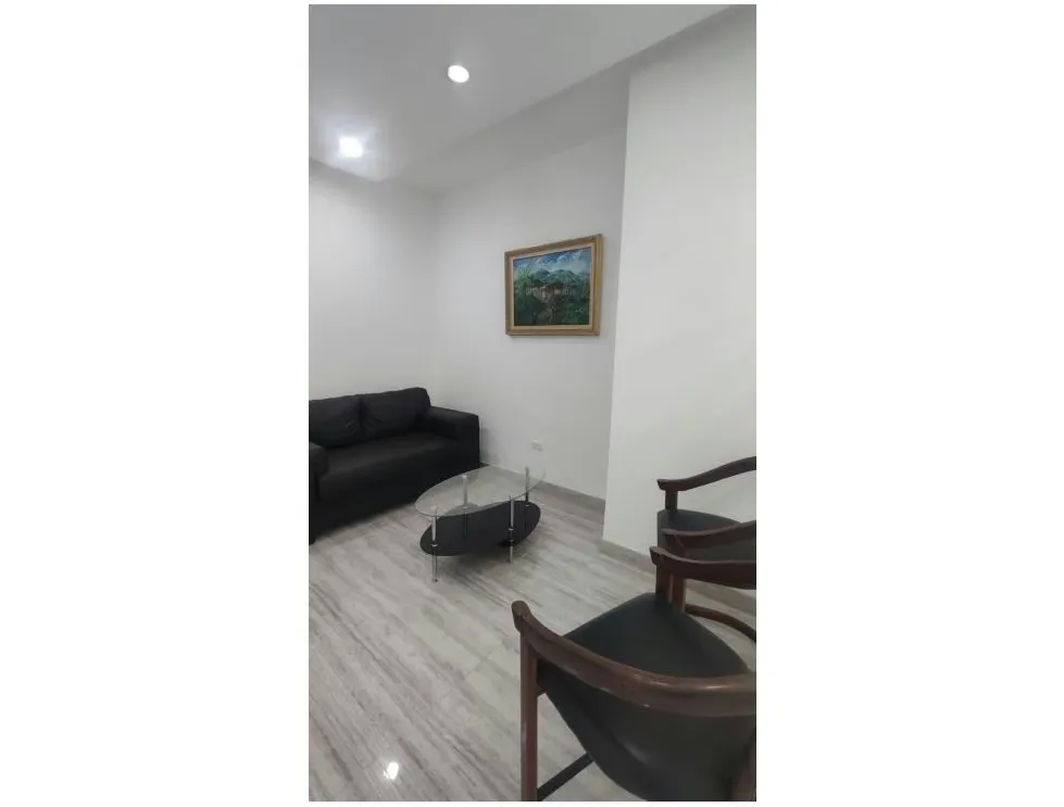 Se alquila Oficina 97m² Chacao - 2