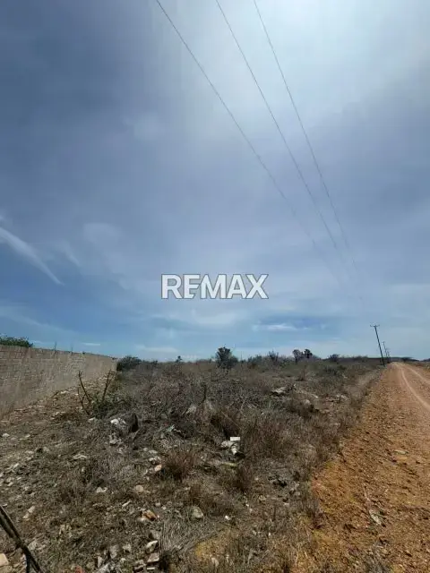 EN VENTA TERRENO EN VIA PLAYA EL YAQUE