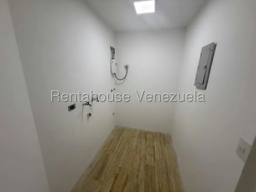 Apartamento (1 Nivel) en Alquiler en El Rosal, Distrito Metropolitano - 7