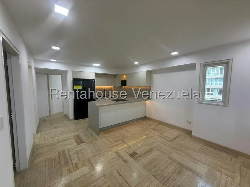 Apartamento (1 Nivel) en Alquiler en El Rosal, Distrito Metropolitano - 9