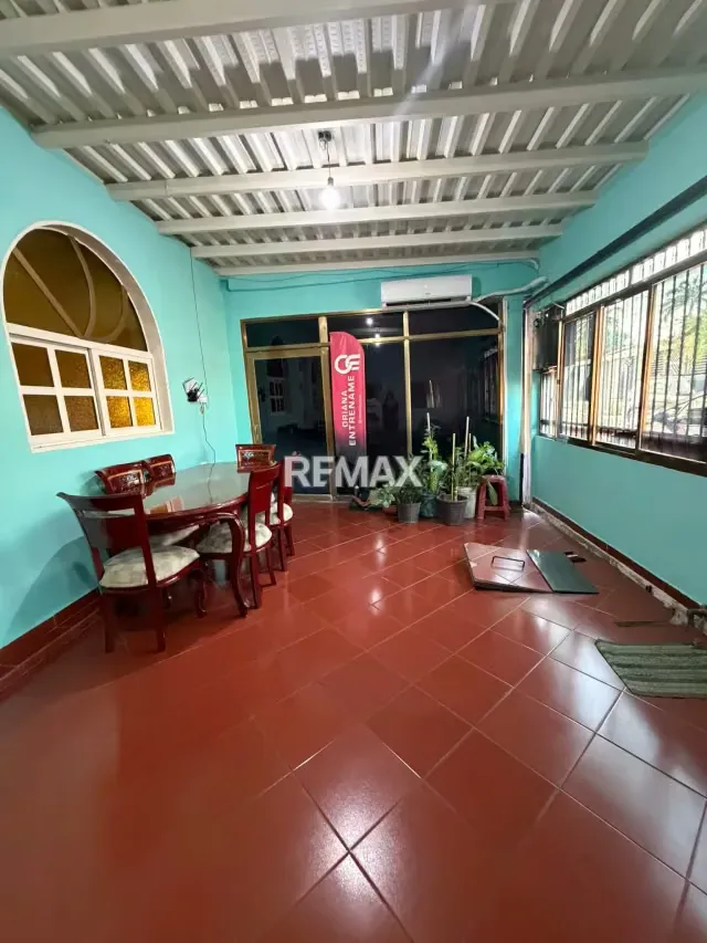 Se vende casa en Urb el remanso santa cruz - 4