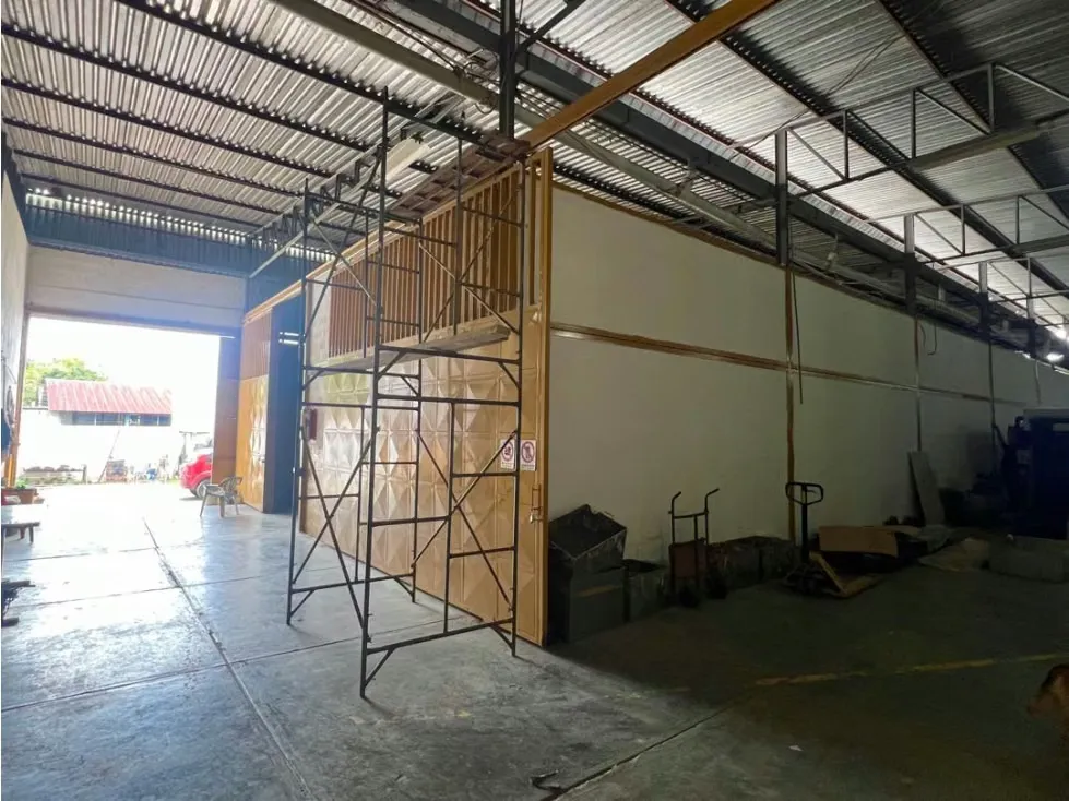 En Venta Galpon Industrial en Mariches. Sucre - Caracas - 14