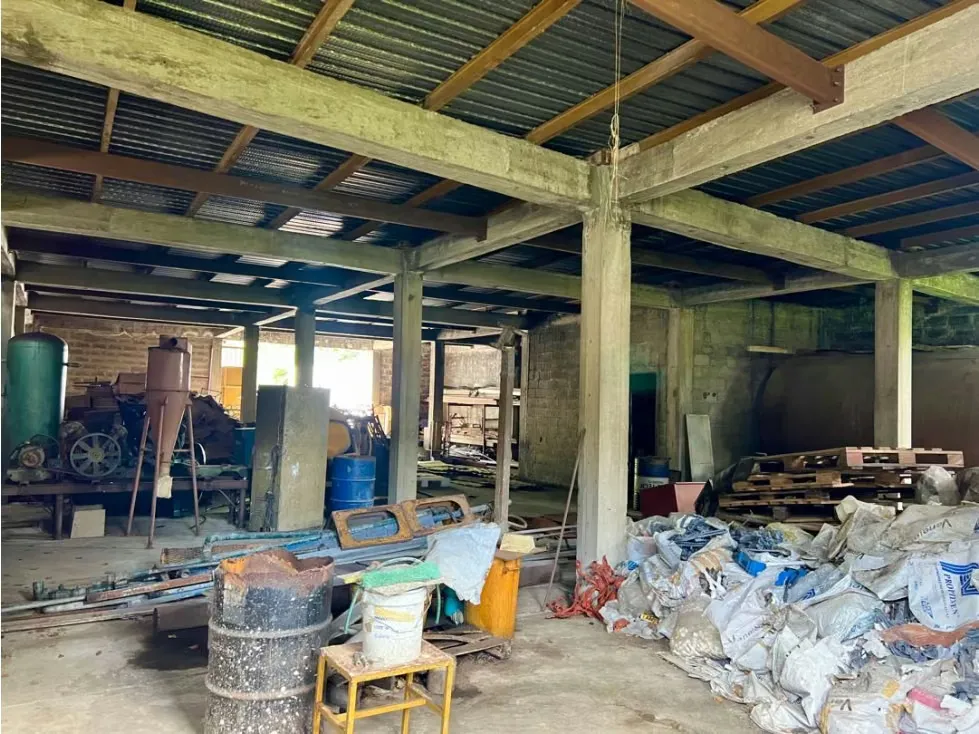 En Venta Galpon Industrial en Mariches. Sucre - Caracas - 23