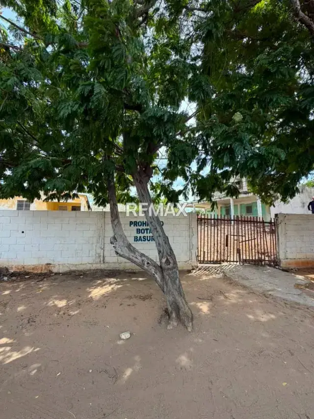 Terreno en Venta Urb. Altos de Jalisco