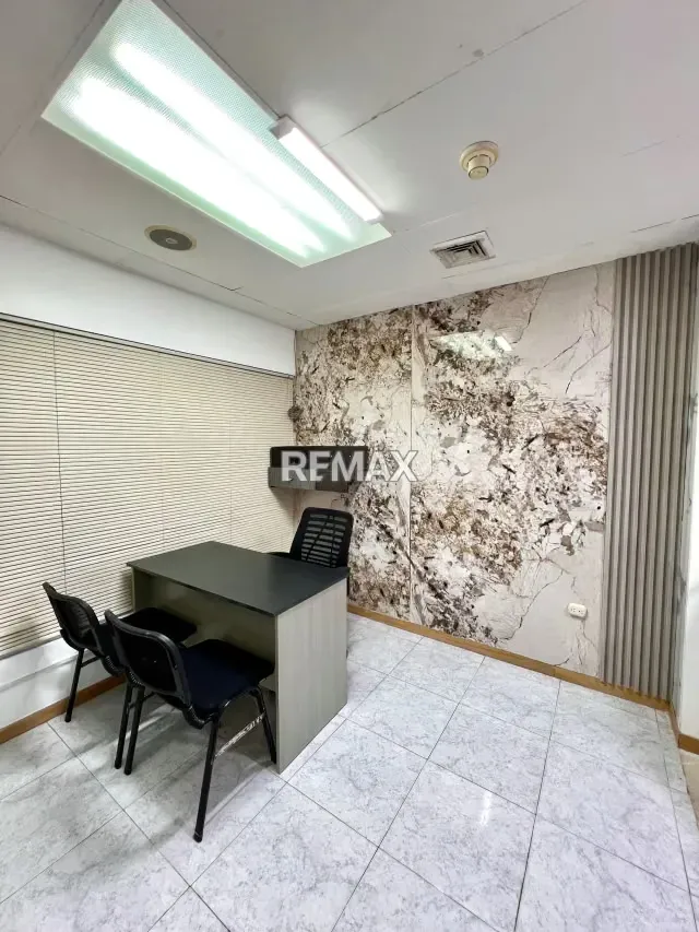 Local comercial en Alquiler en el CC Vistamar - 5