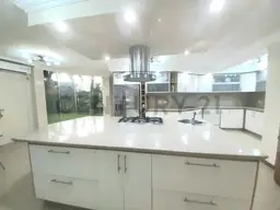 View 16