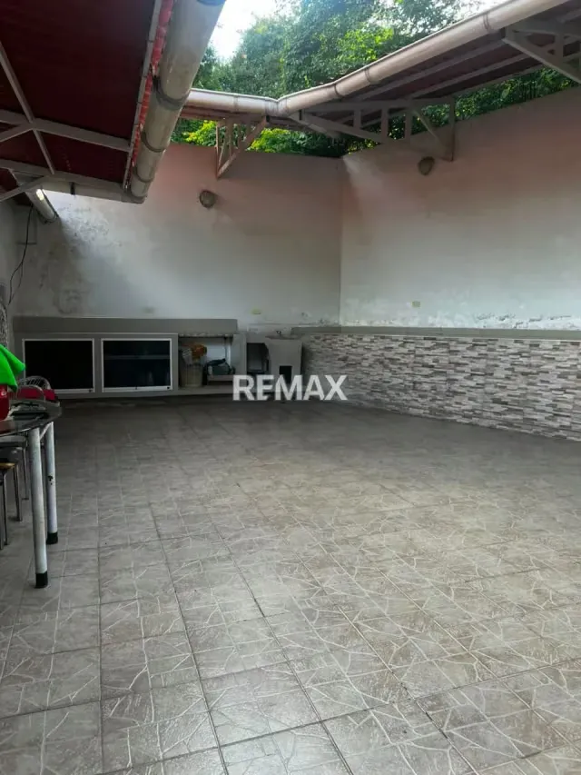 En Venta Casa ideal para proyecto de inversión te espera en La Candelaria, Maracay! - 16