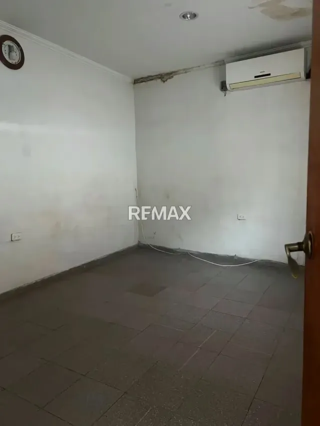 En Venta Casa ideal para proyecto de inversión te espera en La Candelaria, Maracay! - 6