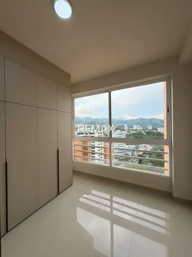 En venta Apartamento de calidad superior, en residencias Costa del Sol, Los Mangos Valencia - PLANTA ELÉCTRICA 100% y AGUA DE POZO - 9