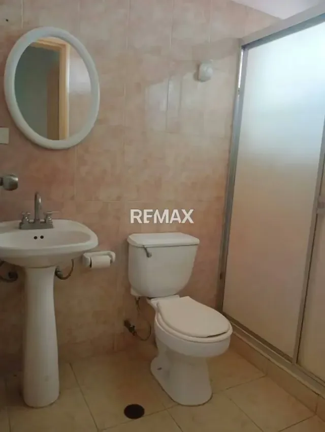 HERMOSA CASA EN VENTA-URB. VILLAS DEL ESTE, GUATIRE. - 9