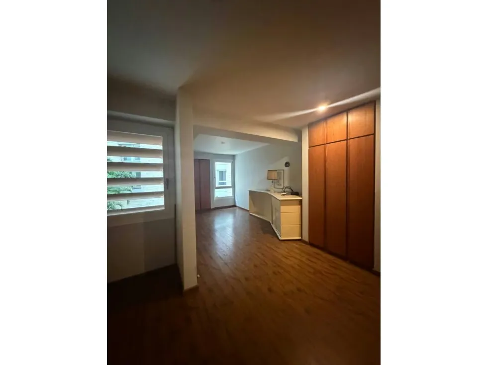 Apartamento en Venta en Lomas De Las Mercedes 1H +S/ 3B/ 2P - 11