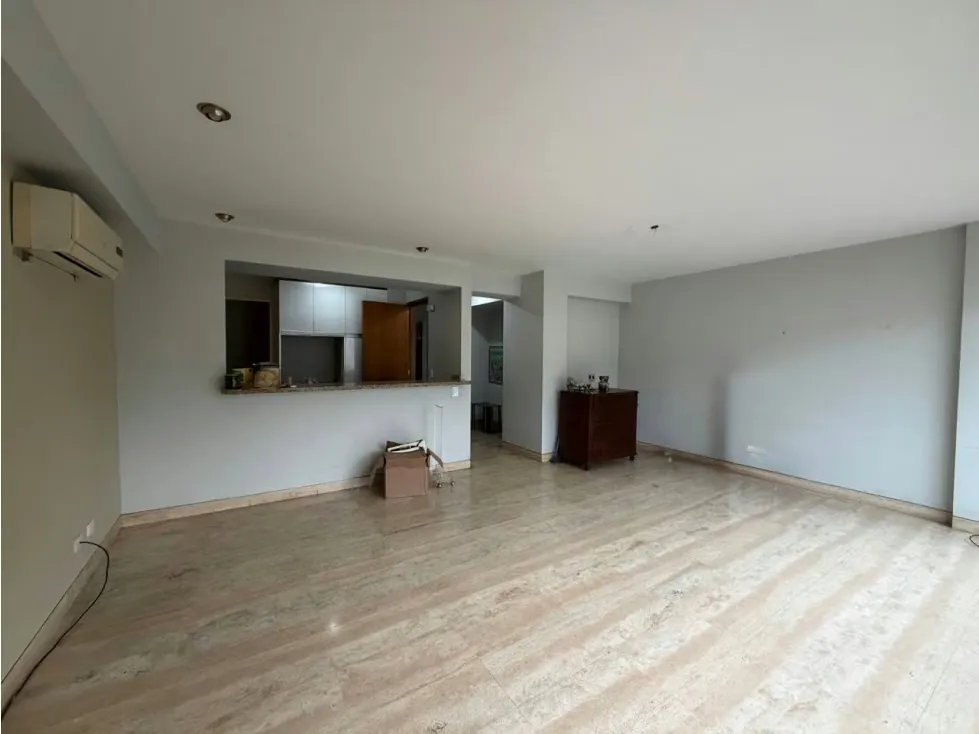 Apartamento en Venta en Lomas De Las Mercedes 1H +S/ 3B/ 2P - 3