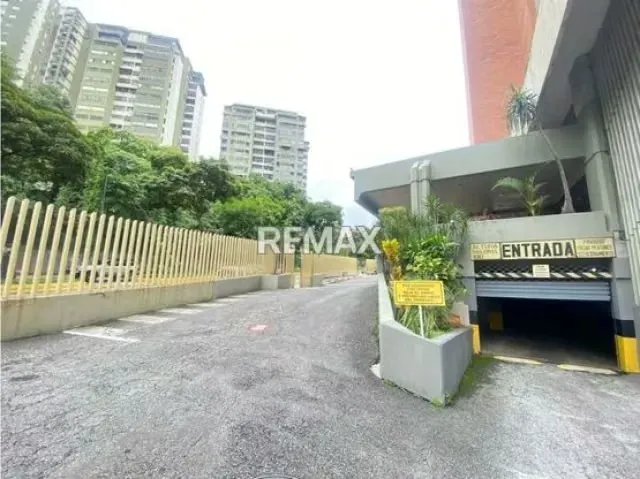 Oficina en Alquiler en Macaracuay 500$. Av.Principal 65m2. - 4