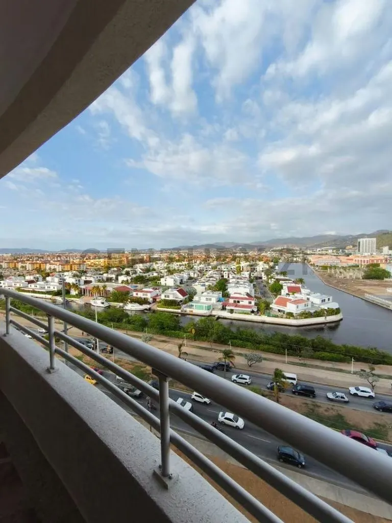 En Venta Apartamento en Lecheria, Conjunto Residencial Fontana Suites - 17