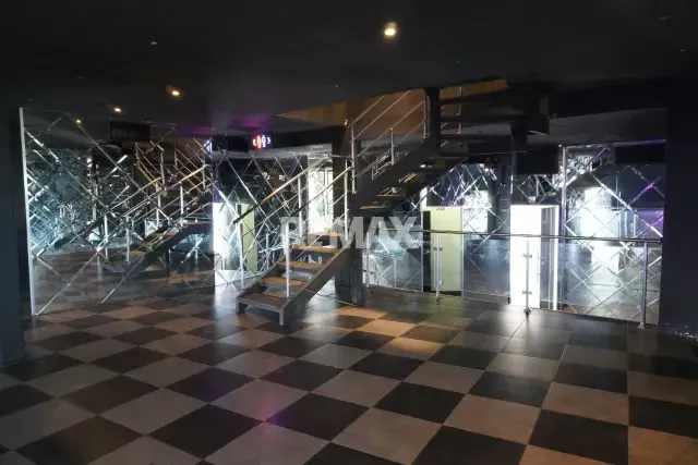 RESTAURANT, LOUNGE Y DISCOTECA EN EL CENTRO COMERCIAL NOLETTI AVENIDA FUERZAS ARMADAS - 8