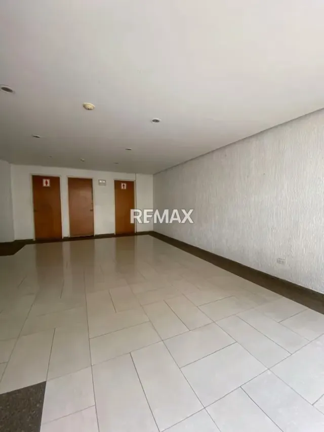 APARTAMENTO EN VENTA - URB. EL PARAÍSO - 13