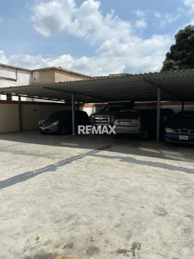 APARTAMENTO EN VENTA - URB. EL PARAÍSO - 15