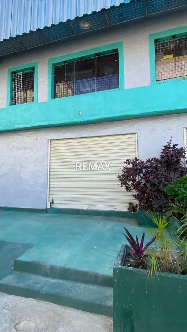 Local Comercial en Alquiler calle 11 entre carreras 21 y 22 Zona Este- Barquisimeto