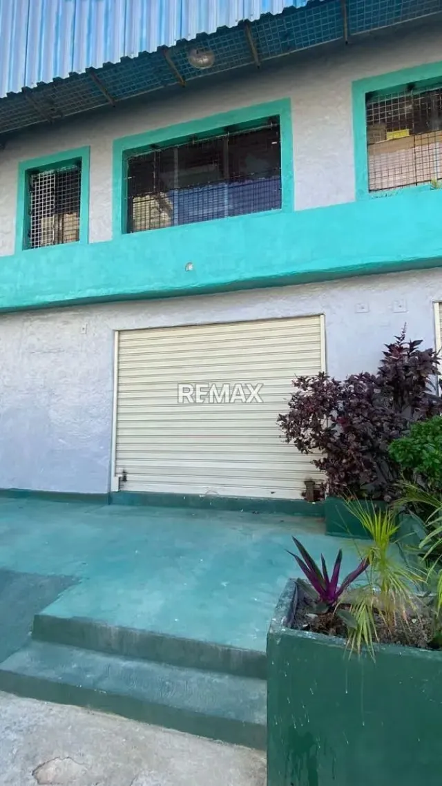 Local Comercial en Alquiler calle 11 entre carreras 21 y 22 Zona Este- Barquisimeto - 4