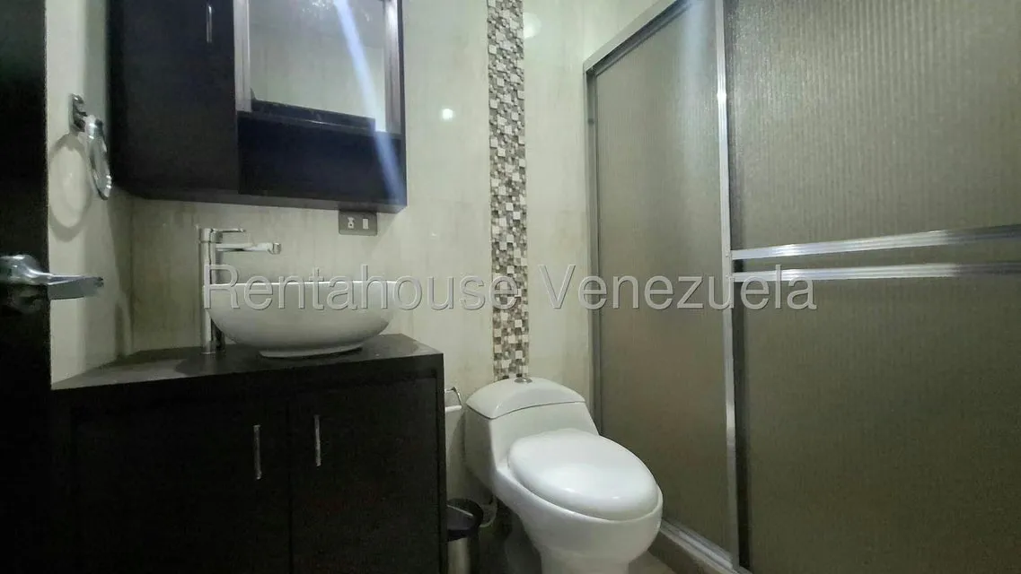 Townhouse (Duplex) en Alquiler en Lago Mar Beach, Zulia - 14