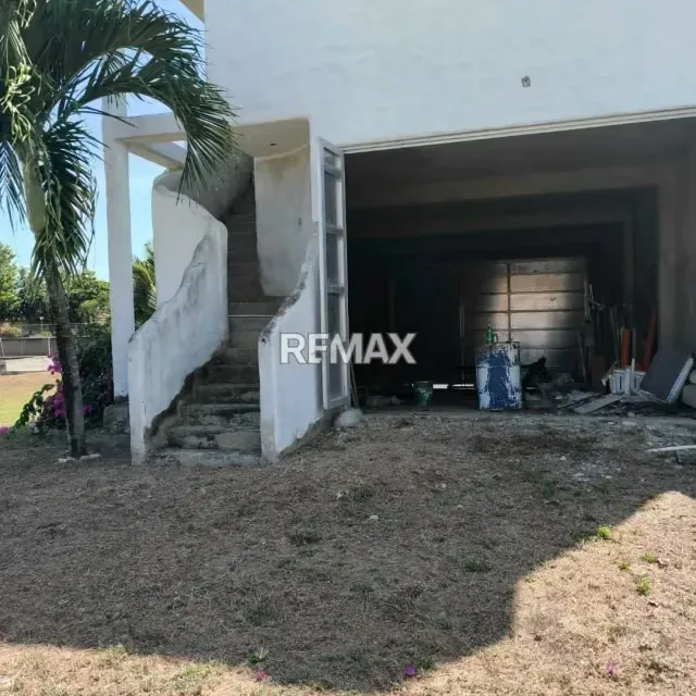Venta de Terreno con casa en obra gris, en Asocibal Norte Higuerote. - 15