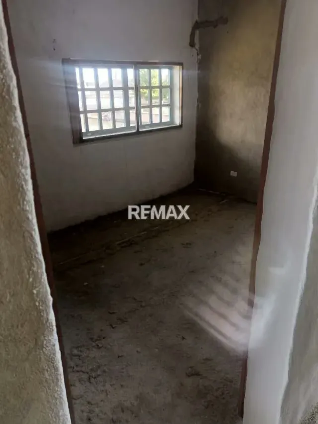 Venta de Terreno con casa en obra gris, en Asocibal Norte Higuerote. - 8