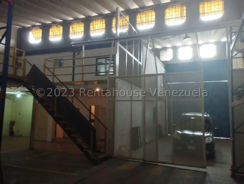 Galpon - Deposito en Venta en Zona Industrial 2, Lara - 24