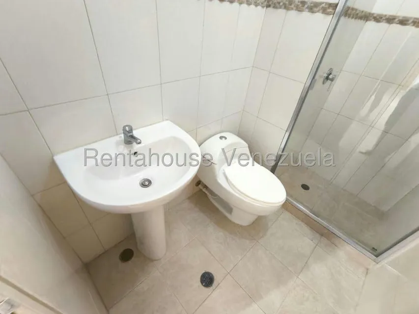 Apartamento (1 Nivel) en Alquiler en El Parral, Carabobo - 17